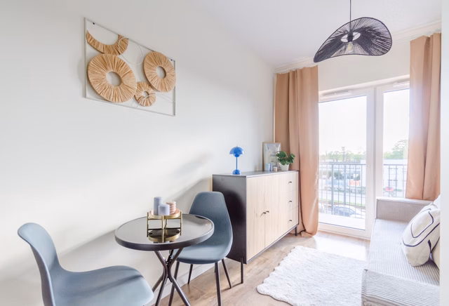 2-room apartment, 125 1 Maja Street
