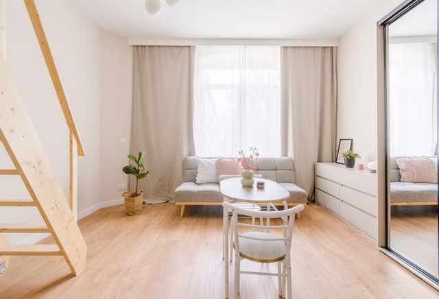 Kawalerka z dużą antresolą ul. Pomorska 107 nr 28