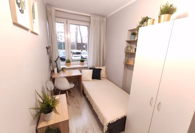 ul. Lublańska 22 (pokój jednoosobowy nr 6)