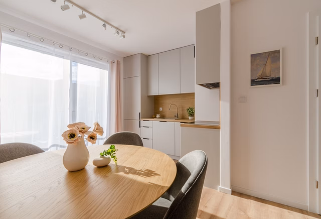 3-room apartment with a storage room and parking