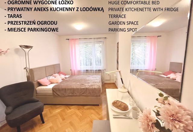  POKÓJ 20M2 Z KOMFORTOWYM LÓŻKIEM 160CM I ANEKSEM KUCHENNYM