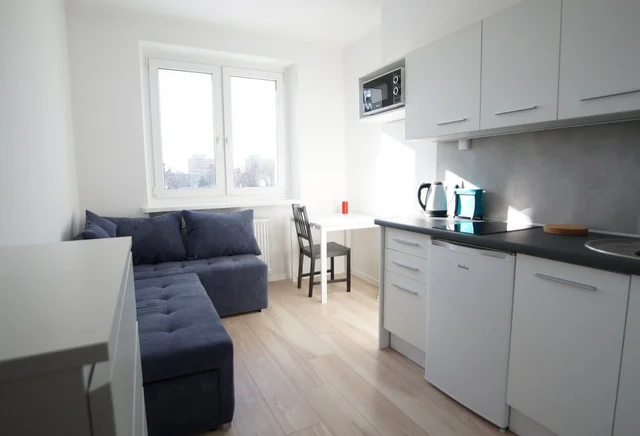 PAWIA 7/13 MANUFAKTURA  STUDIO NR 2  1/2 OSOBY