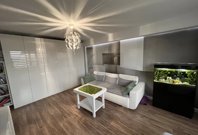 Single room, 2 medium