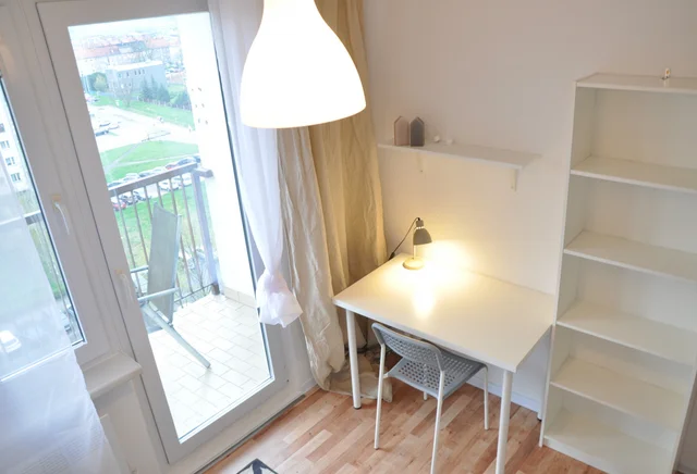 (JABL.16.20.5) Single room with balcony