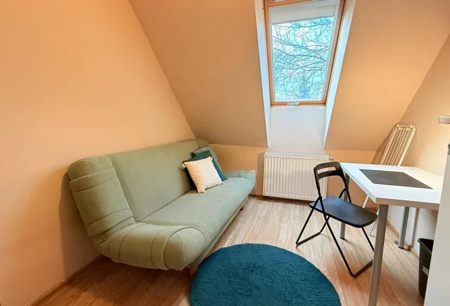 (RZEP.2A.6) Single room