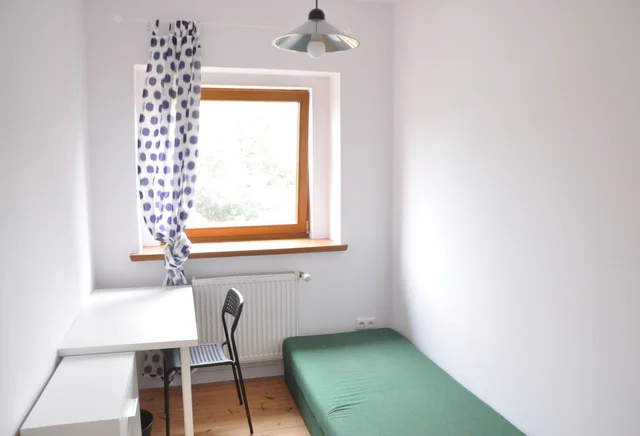 (WIEC.25.3.2) Pokój jednoosobowy