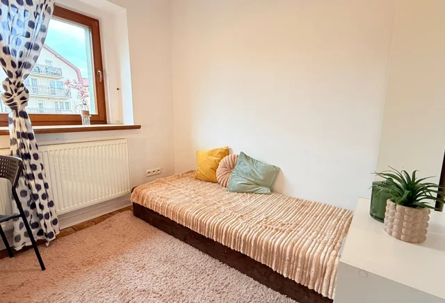 (WIEC.25.3.5) Single room