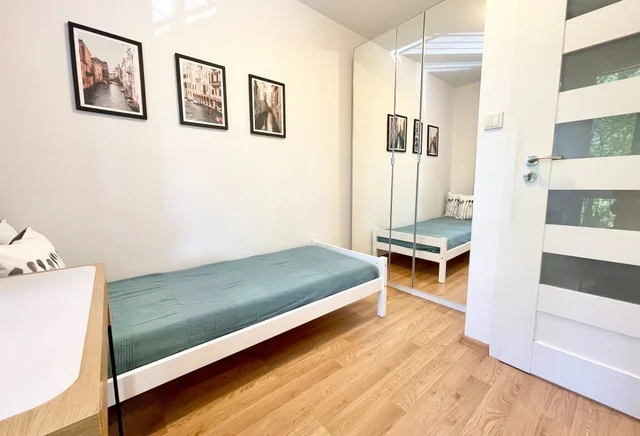 Pokój nr 5 z BALKONEM, ul. Pieńkowskiego 5, blisko Galeria Mokotów
