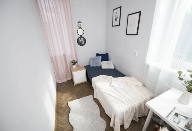 Pokój 1-osobowy  nr 4, Żmujdzka 32