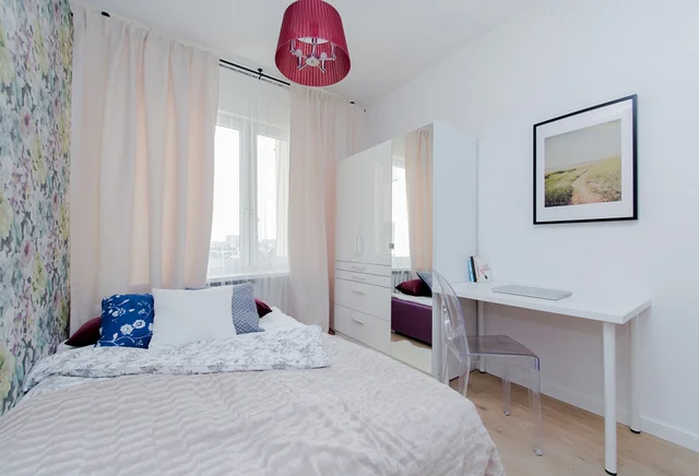 A room in a 2-room flat. WIND RONDO