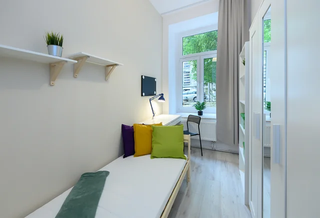 Pokój 1-osobowy  nr 2 - Jaracza 38