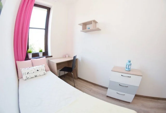 Uroczy pokój jednoosobowy w kamienicy, centrum, Nowy Kleparz