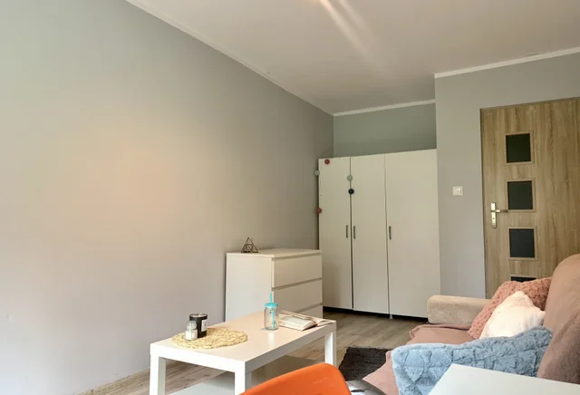 Pokój ul. Św. St. Kostki na Pogodnie! (-1, p. 7)