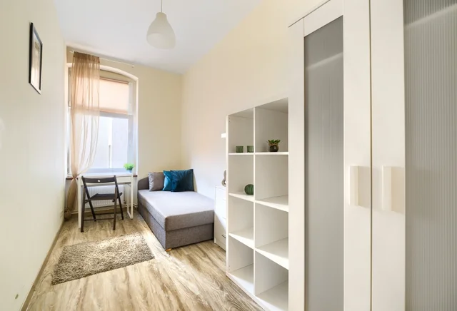 pokój 1 - osobowy nr 2, ul. Bohaterów Getta Warszawskiego 15