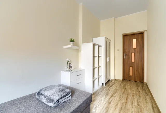 pokój 1 - osobowy nr 2, ul. Bohaterów Getta Warszawskiego 15