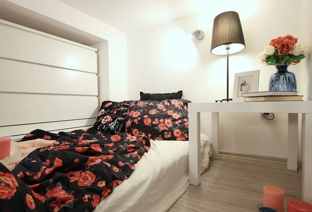 Próchnika 17, mieszkanie-studio nr 2