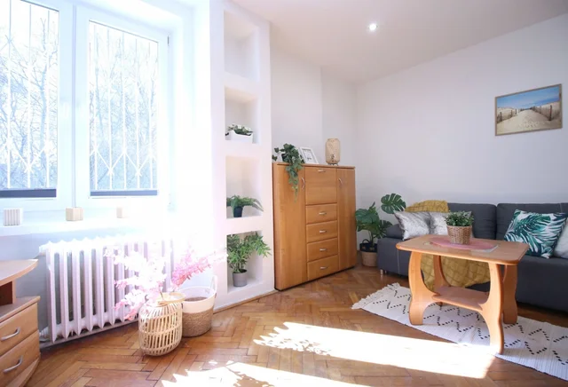 Źródłowa 43, kawalerka