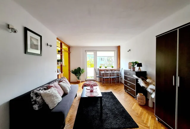 Mackiewicza 35, kawalerka