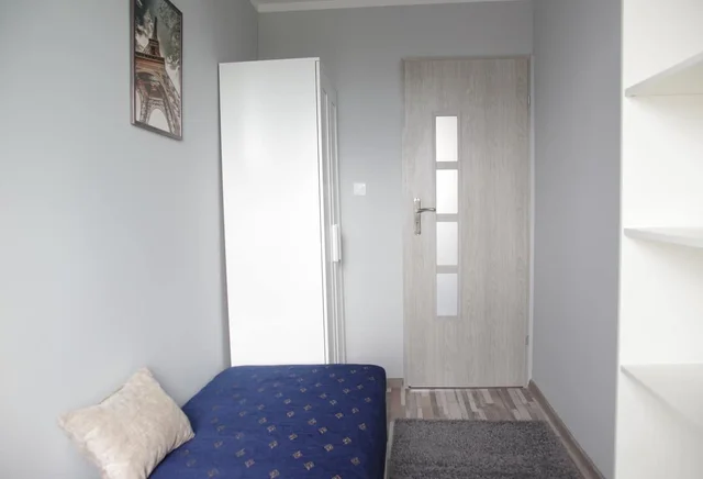 ZAPYTAJ O AKTUALNĄ CENĘ  jednoosobowy nr 2, BALKON, ul. Hiszpańska 29