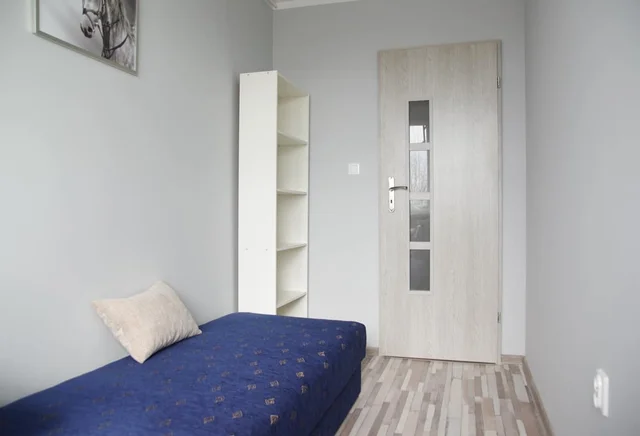 nr 4, ul. Hiszpańska 29