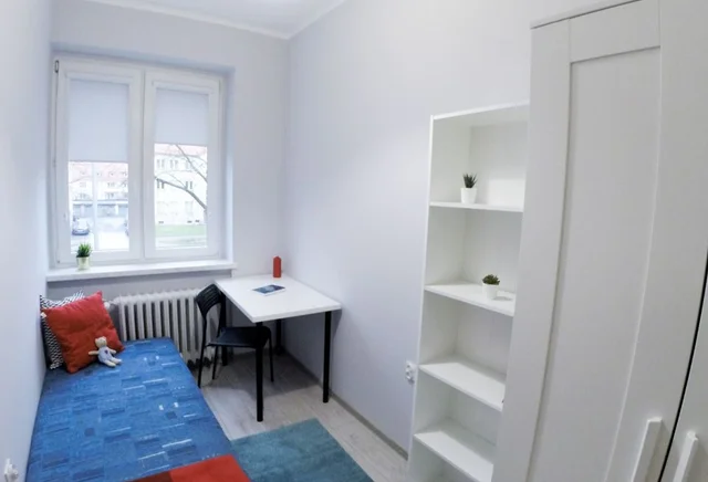 nr 2, ul. Ślężna 210