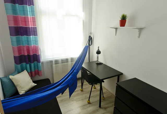 Single room No. 6