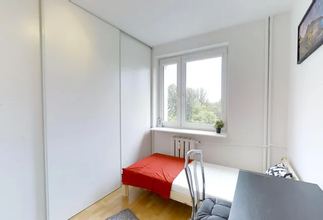 Single room No. 1 at Broniewskiego