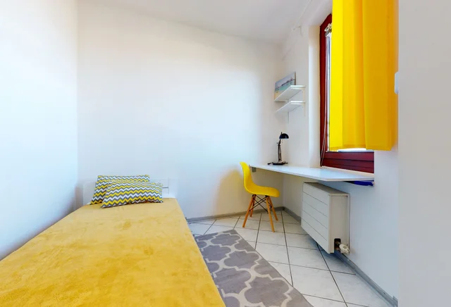 Room 1 at Jana Pawła II 61