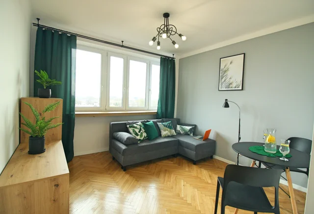 Studio apartment with bright kitchen | Metro Racławicka 