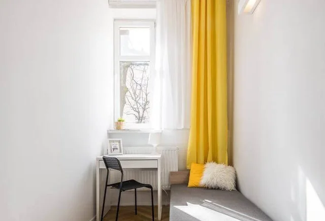 Single room | Grottger | Radio Krakow | Al. J. Słowackiego | Młynówka Królewska park
