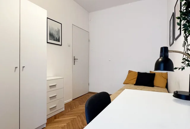 Single room | Butchery | high ground floor | balcony | Galeria Kazimierz | Grzegórzeckie Roundabout | Vistula Boulevards
