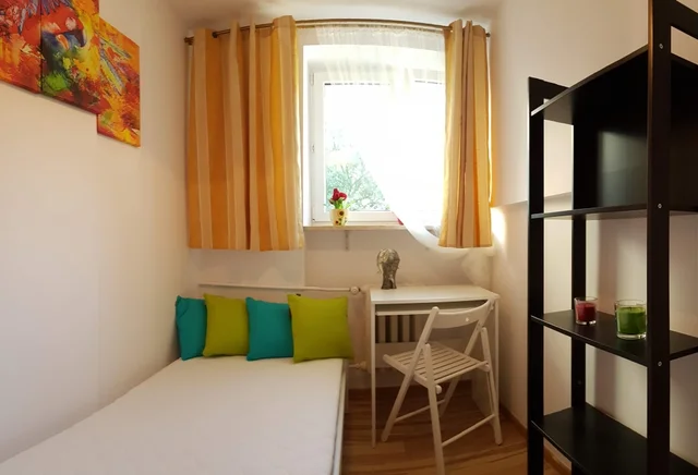 Pokój nr 4 przy Batorego 29