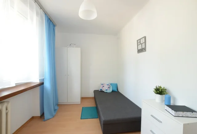 Single room | Mazowiecka | 2/3 people in the apartment | CH and CWU municipal | AGH UP UR | University of Technology