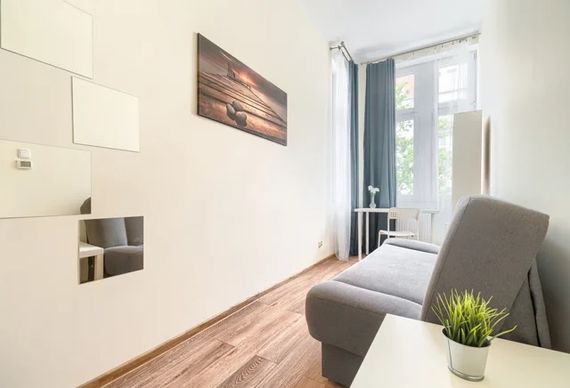 pokój 1 - osobowy nr 2, ul. Bolesława Śmiałego 17