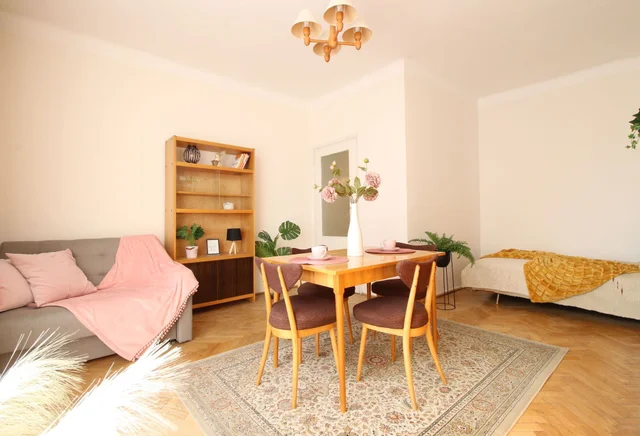 Lutomierska 136, studio apartment