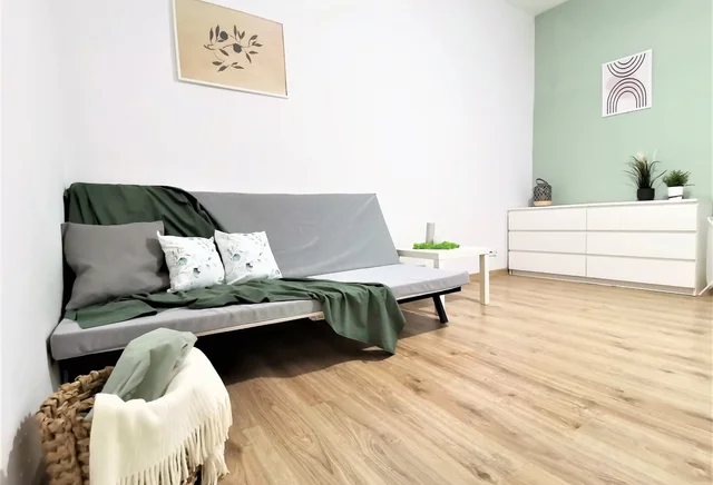 Pokój, ul. Topolowa, blisko UE, Dworzec Gł. (5)