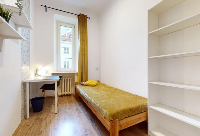 Pokój jednosoobowy #1 przy Powsińskiej 24 [TYLKO DLA KOBIET]