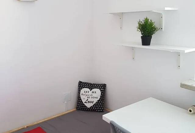Pokój #2 przy Pod Lipą 8