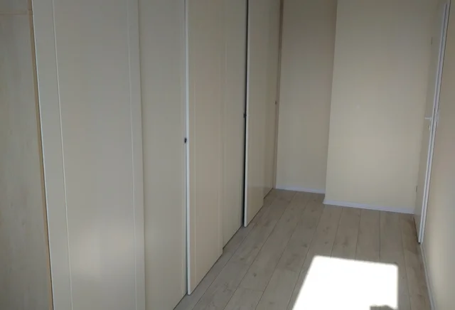 Pokój jednoosobowy #7 przy ul. Kraski 22