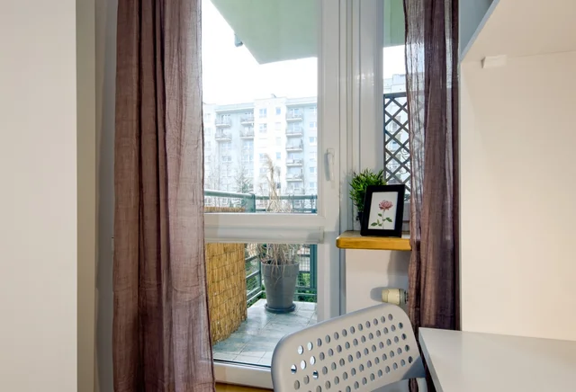 Pokój jednoosobowy #4 z balkonem przy ul. Nugat 7 