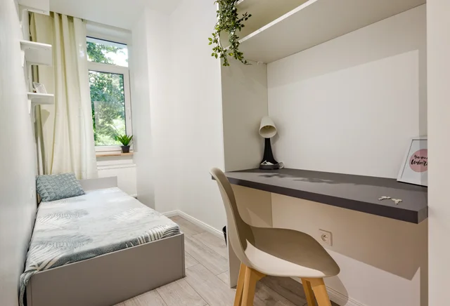 Single room #6 at Armii Ludowej 7 Street