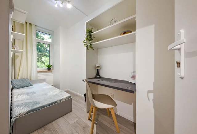 Single room #6 at Armii Ludowej 7 Street