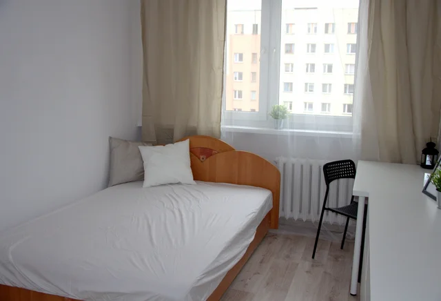 Single room 1 at Krynicka 74/19.