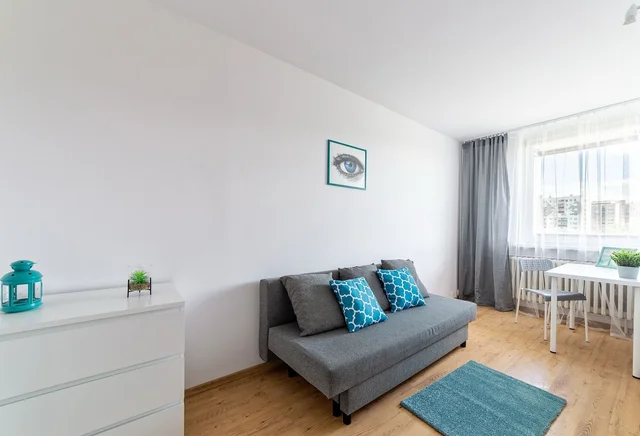 Room 11.7 m2 in a great location, o. H, ul. Broniewskiego 1 (P1)