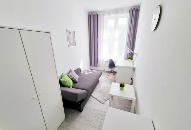 Room in Śródmieście ul. Nowy Świat 4, close to the Market Square and the University of Technology (P4)