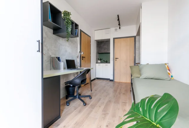 Pokój 1-os. 12m2 w ap. 2-pok. z prywatną łazienką i aneksem 45m2