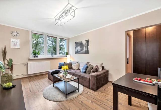 3-room apartment, Tatrzańska 102