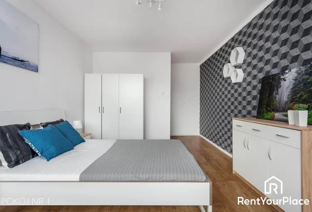 Pokój jednoosobowy nr 1 w centrum Moreny, ul. Burgaska