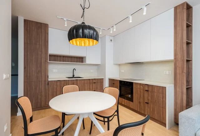 Kawalerka z oddzielną sypialnią | Przyjaźni Polsko-Węgierskiej 6