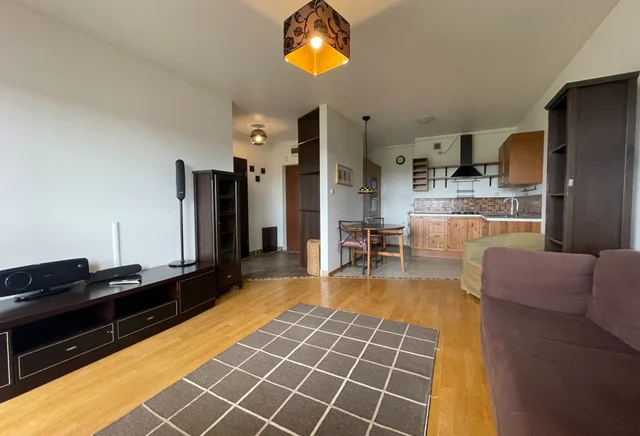 URSUS, Dzieci Warszawy 41, great 2-room apartment. with a large balcony